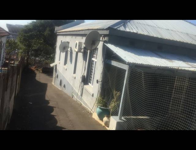 9 BEDROOM HOUSE FOR SALE IN WINDERMERE